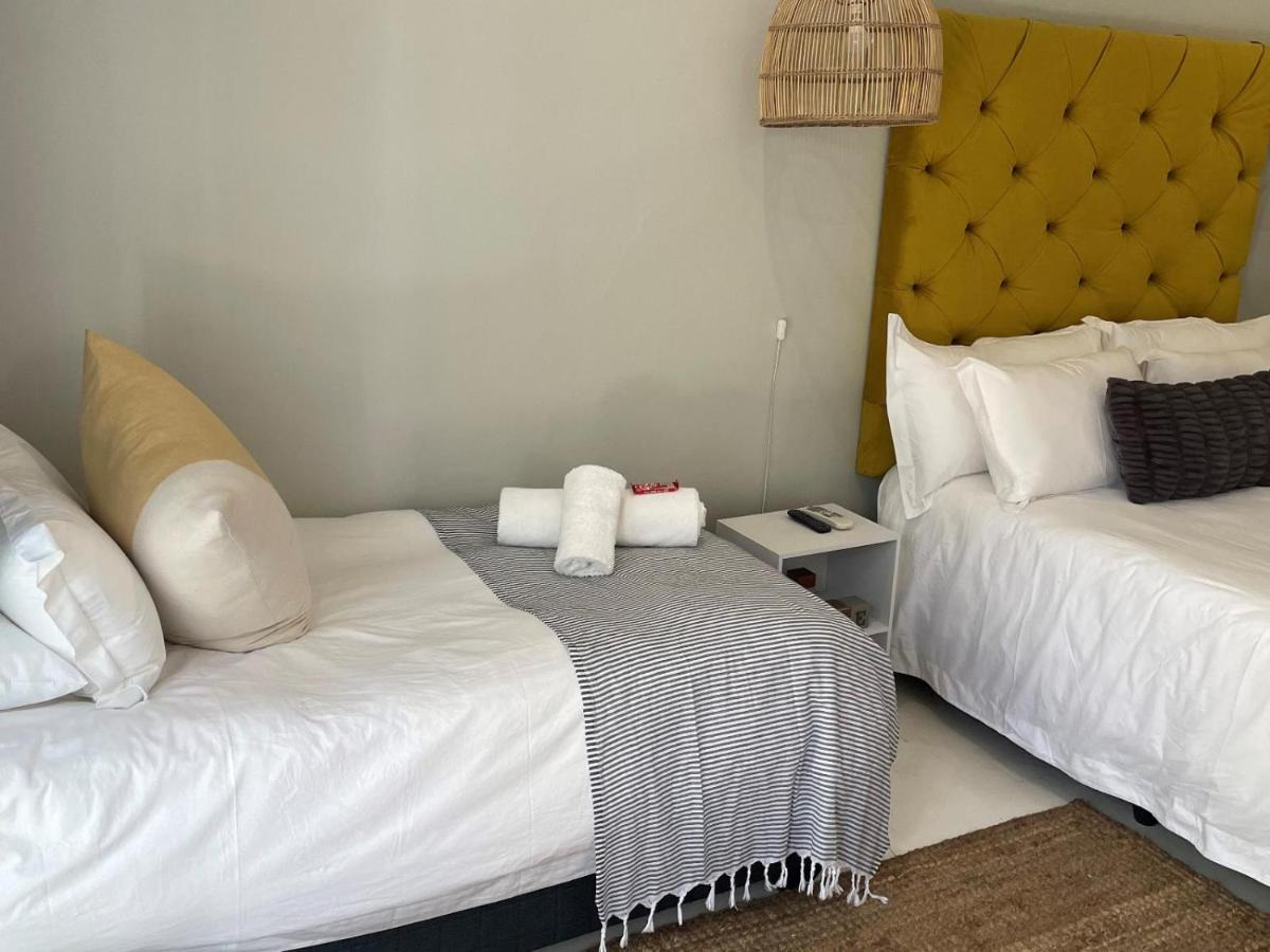 La Belle Guest House Bloemfontein Zimmer foto